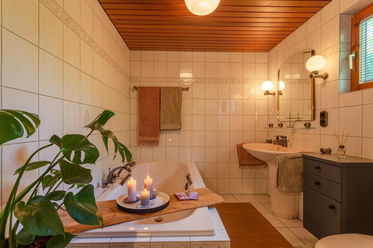 Blockhaus Eifelsteig W/ Kamin Garten & Feuerstelle Berndorf  Buitenkant foto