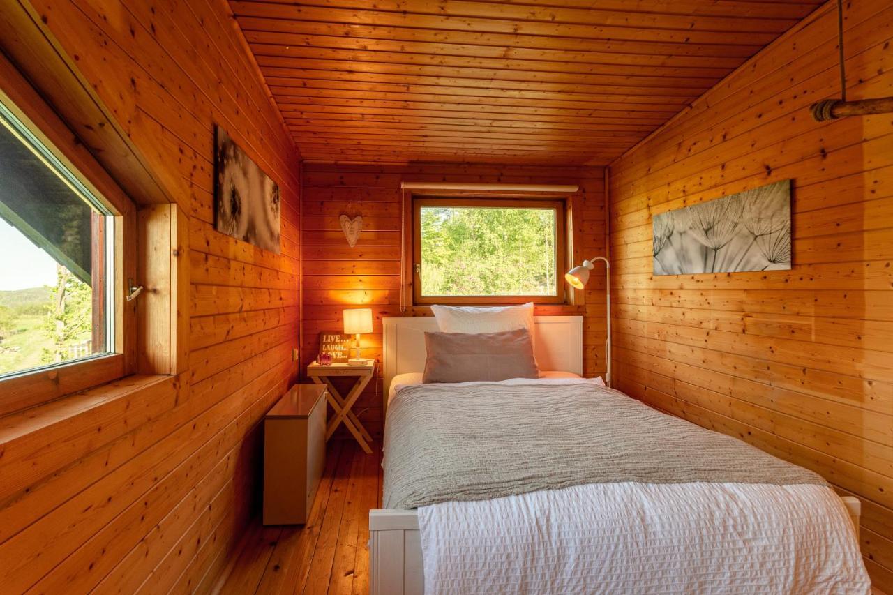 Blockhaus Eifelsteig W/ Kamin Garten & Feuerstelle Berndorf  Buitenkant foto