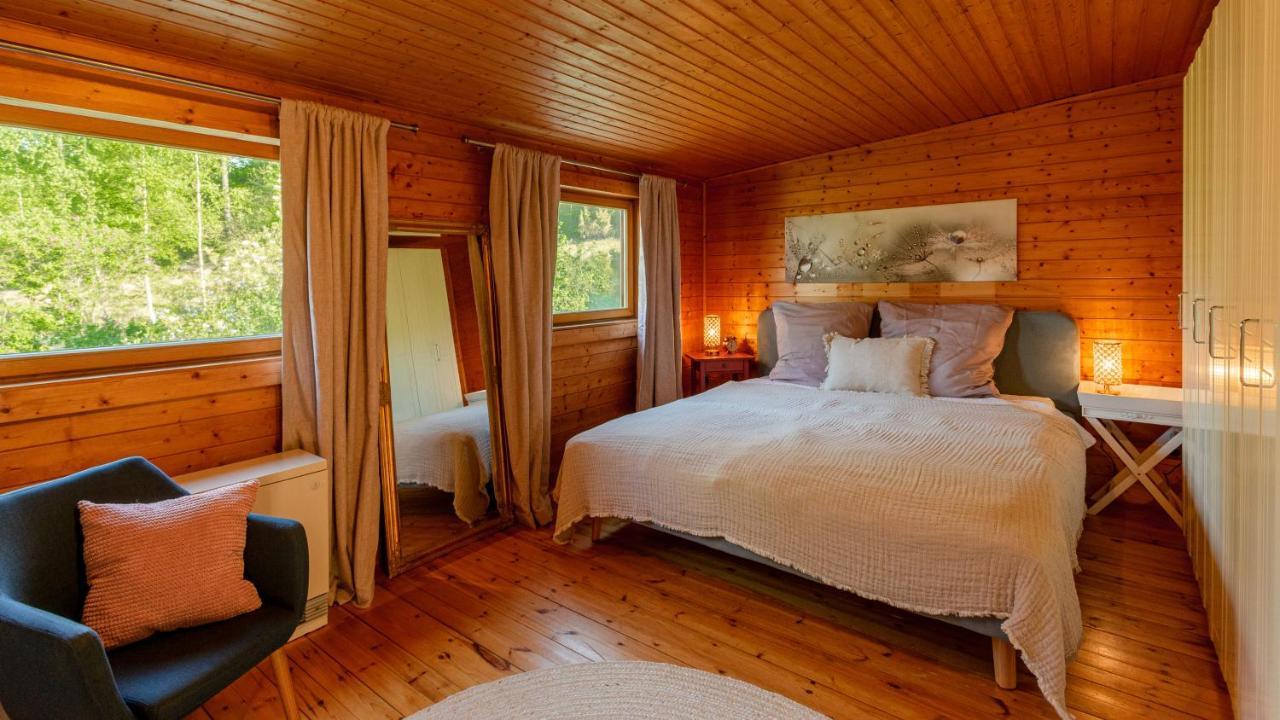 Blockhaus Eifelsteig W/ Kamin Garten & Feuerstelle Berndorf  Buitenkant foto